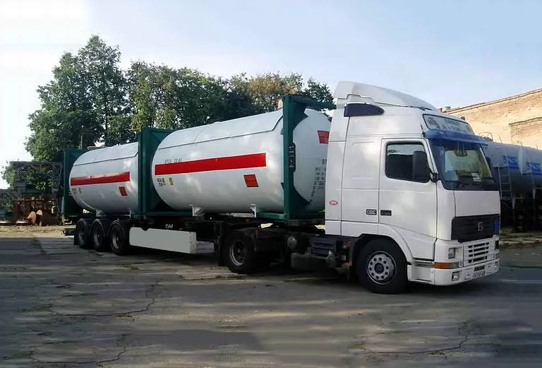 Заказ грузового такси для перевозки оборудования из Иркутск в Киренск